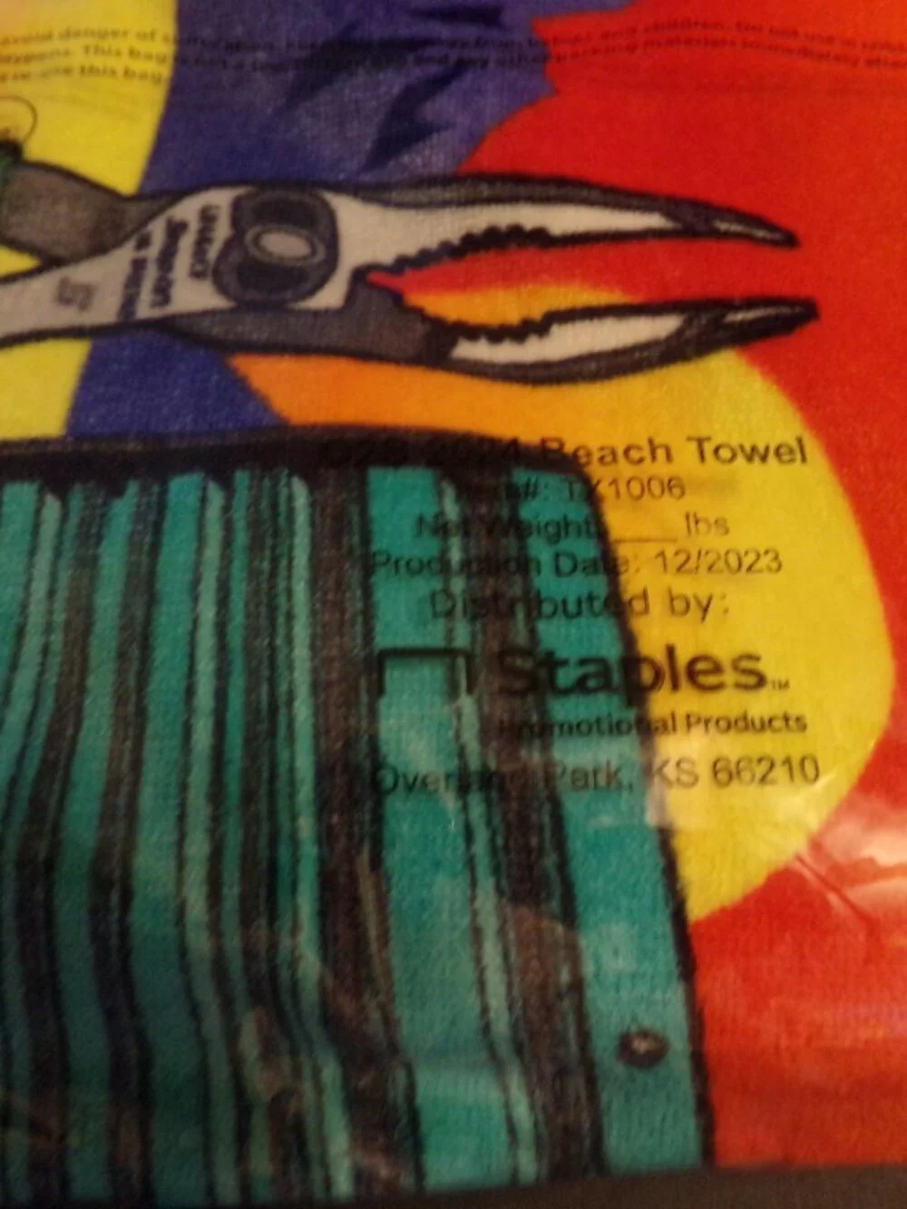 New NWT Snap-On 2024 Beach Towel Colorful Tools Campfire Collection